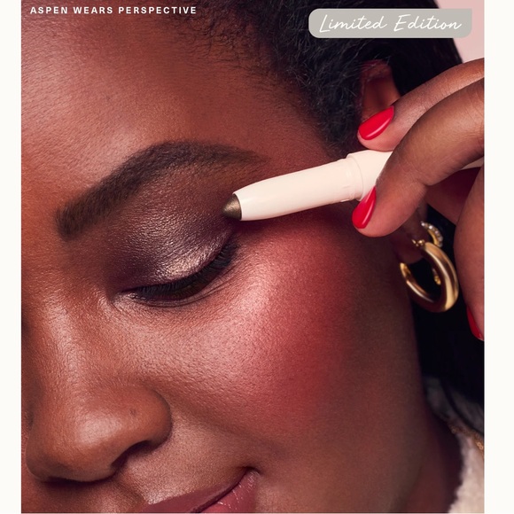 Rare Beauty Selena’s Essential Eye Duo eyeshadow deep golden olive+ mascara - Picture 5 of 8